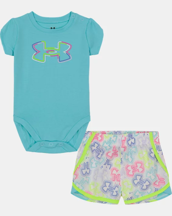 Girls' Newborn UA Logo Burst Set 1 Girls' Newborn UA Logo Burst Set