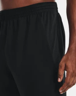 Men's UA Woven Training Shorts -Sportswear Store V5 1360714 001 SIDEDET