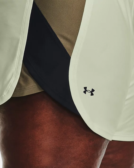 Women's UA Play Up Side Stripe Shorts 4 Women's UA Play Up Side Stripe Shorts - Image 4